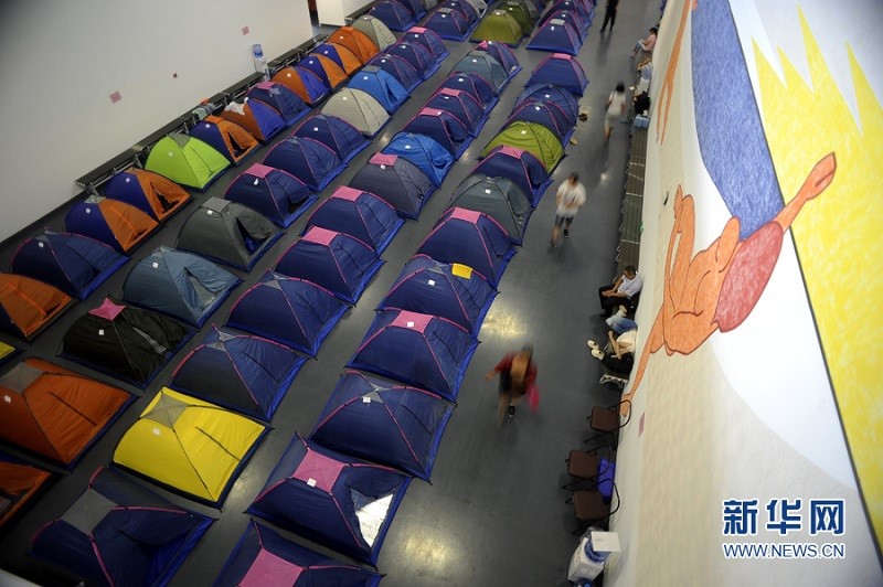 津大学开设“迎新小帐篷”AG真人国际新华网:天(图4) 津大学开设“迎新小帐篷”AG真人国际新华网:天(图4)